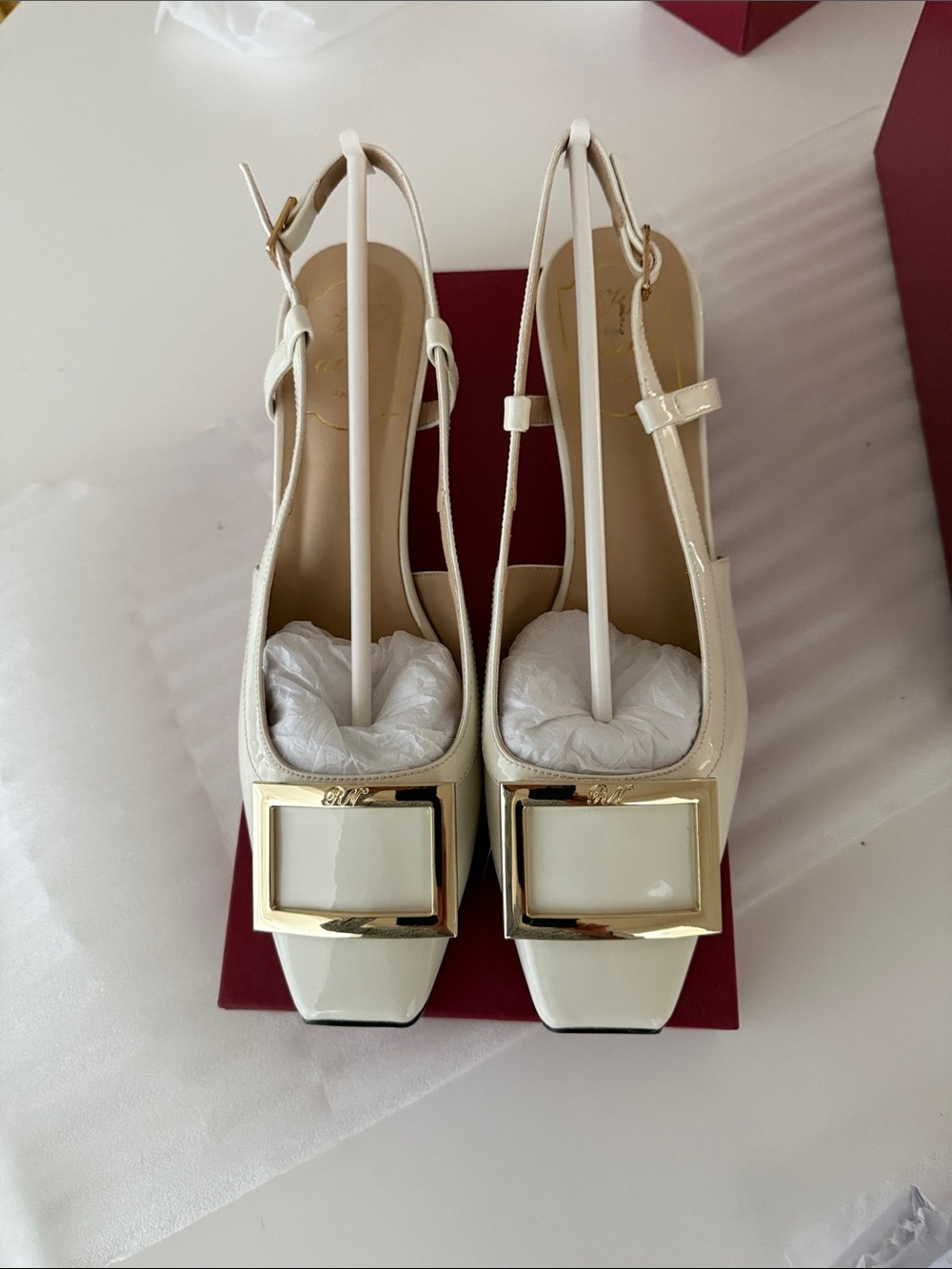 NWT Roger Vivier White Patent Square-Toe Slingback Heels with Gold Buckle